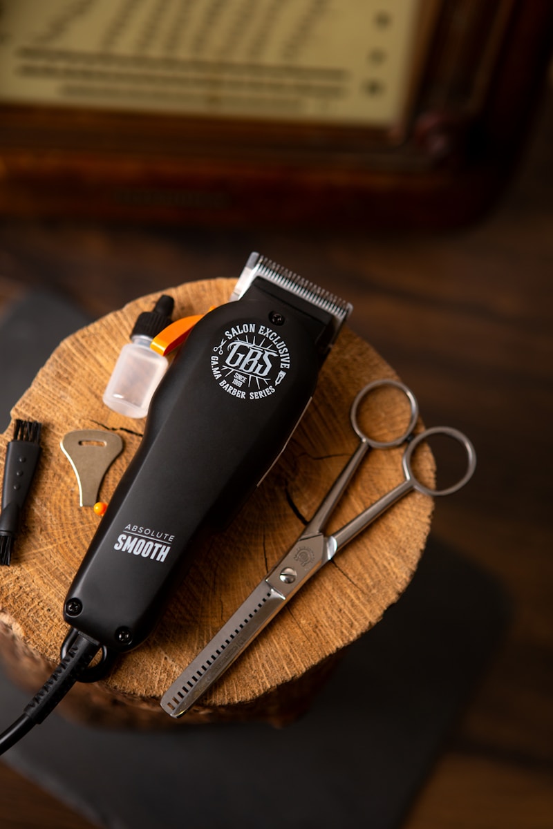 Professional Nose and Ear Hair Trimmer